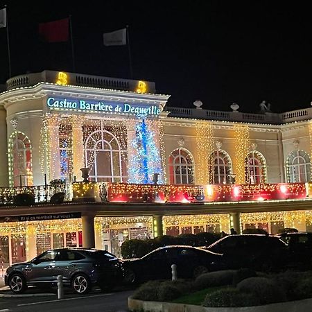 Le Deauvillais Deauville Eksteriør billede